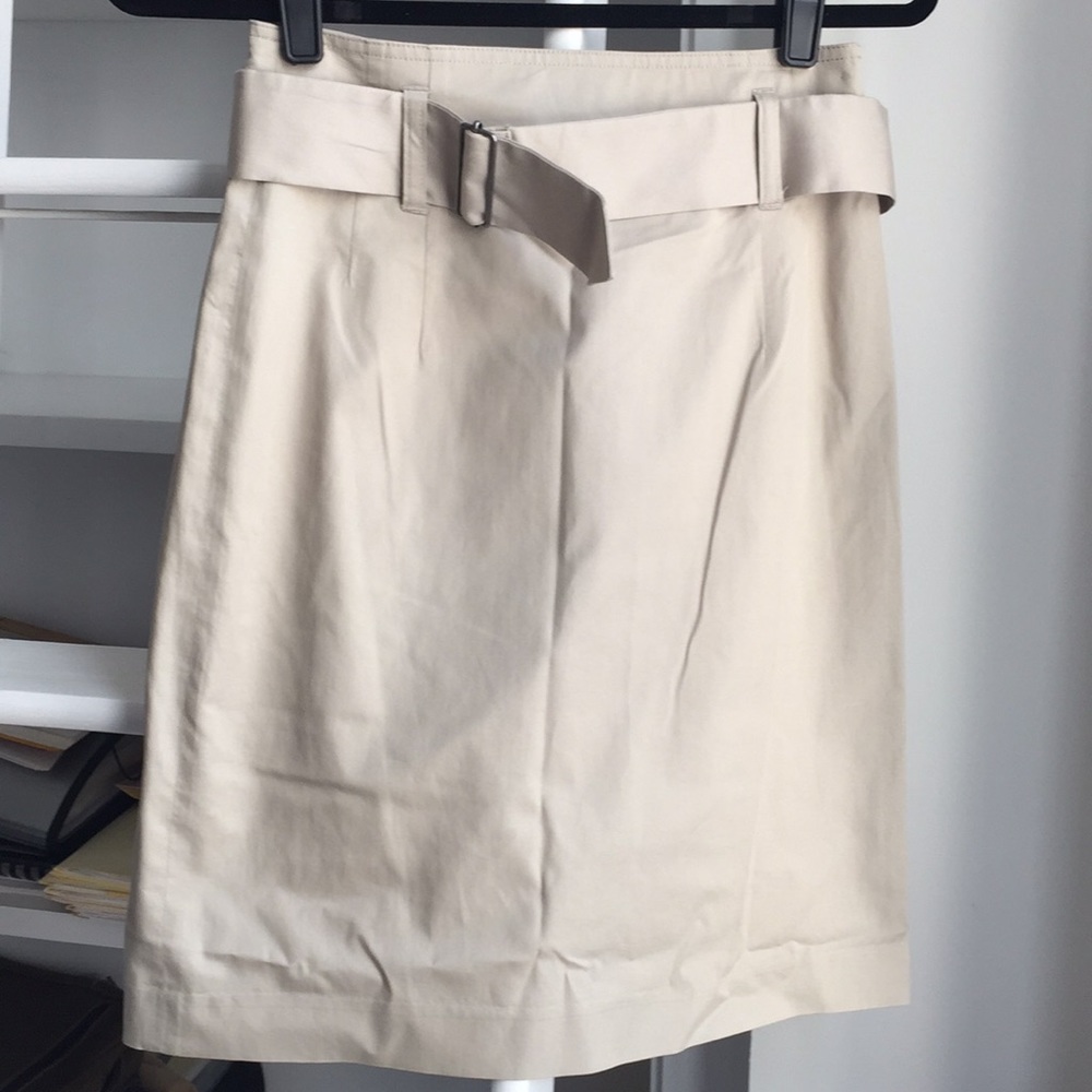 Theory khaki pencil skirt with removable belt